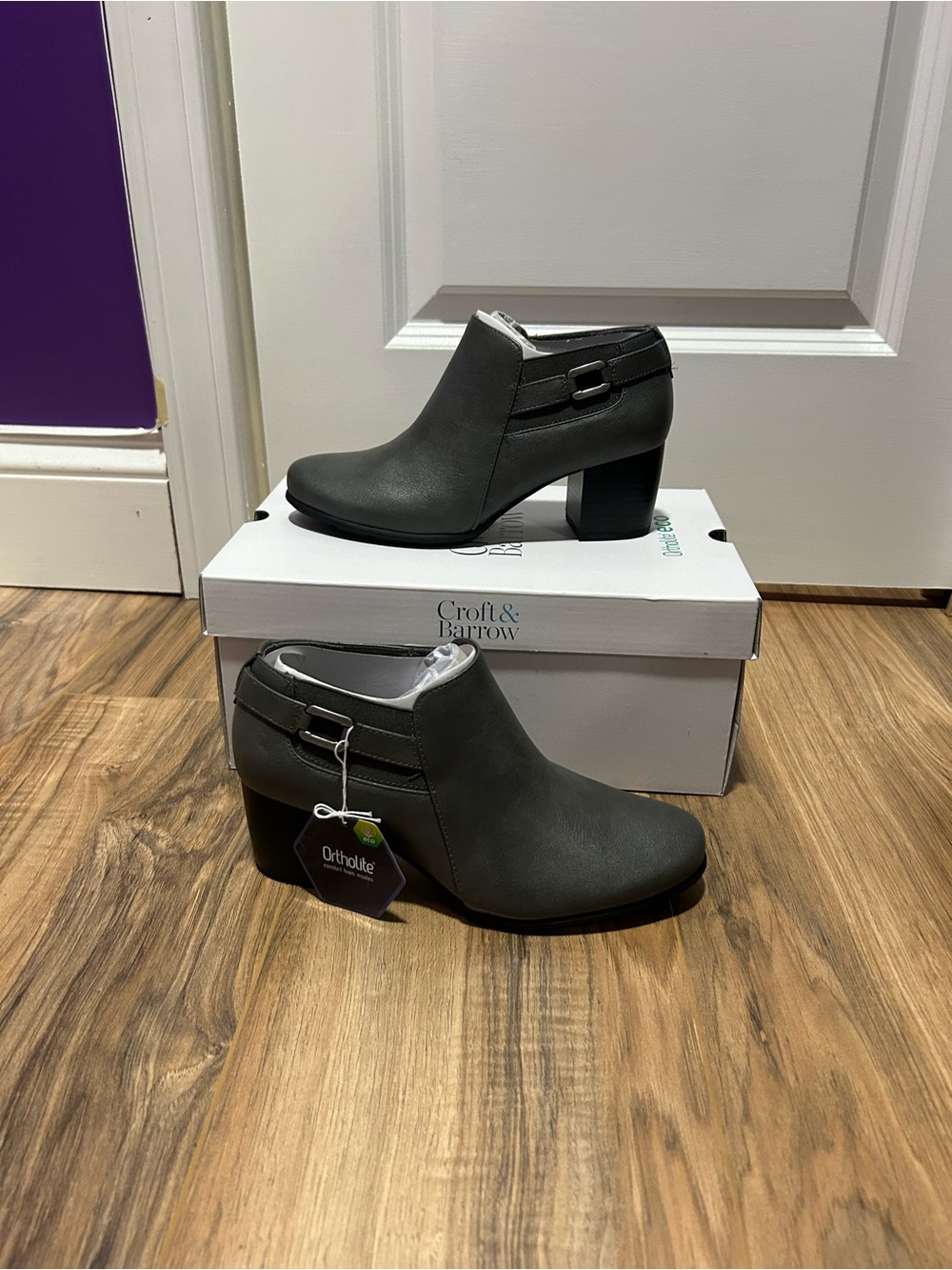 Croft & Barrow Rozzalyn Grey Ankle Booties with Block Heel Size 6.5 NIB NWT